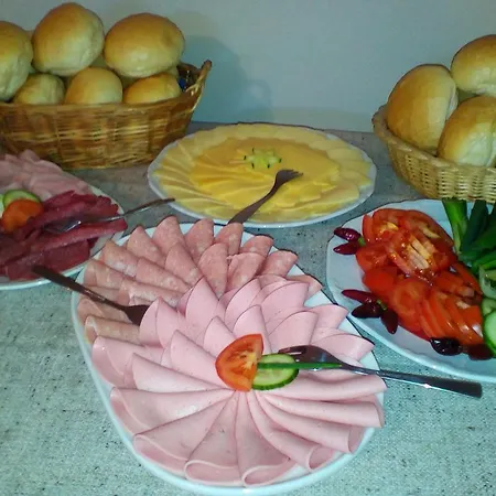 Napsugar Vendeghaz Penzion *